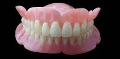 Complete denture set