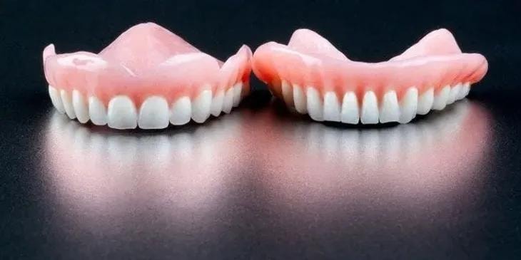 Immediate dentures upper and lower set